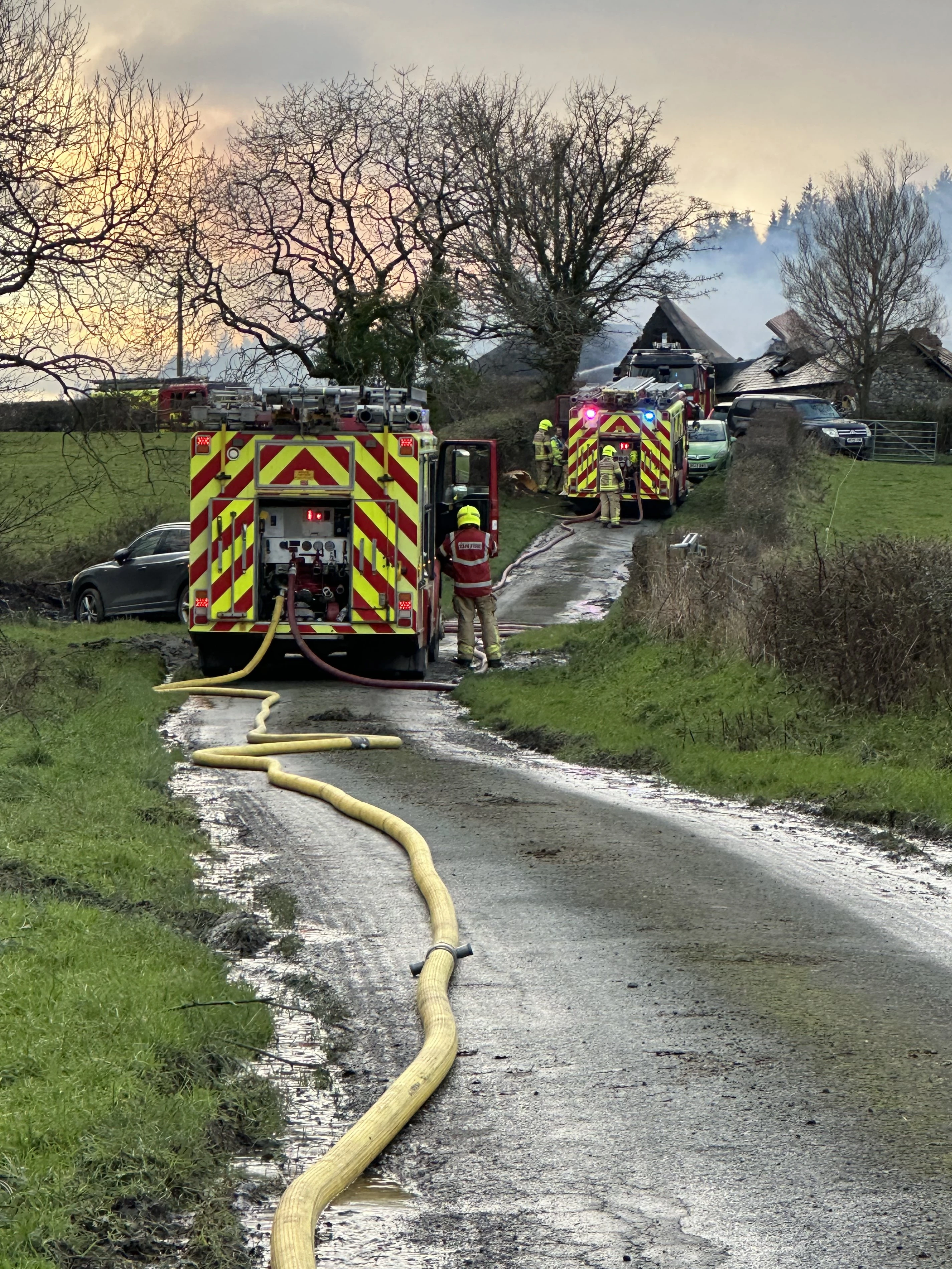 Welshpool Barn Fire 02 (1)